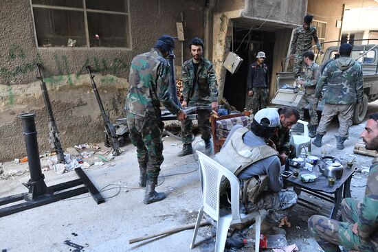 Update from Yarmouk refugee camp area in southern suburb of Damascus