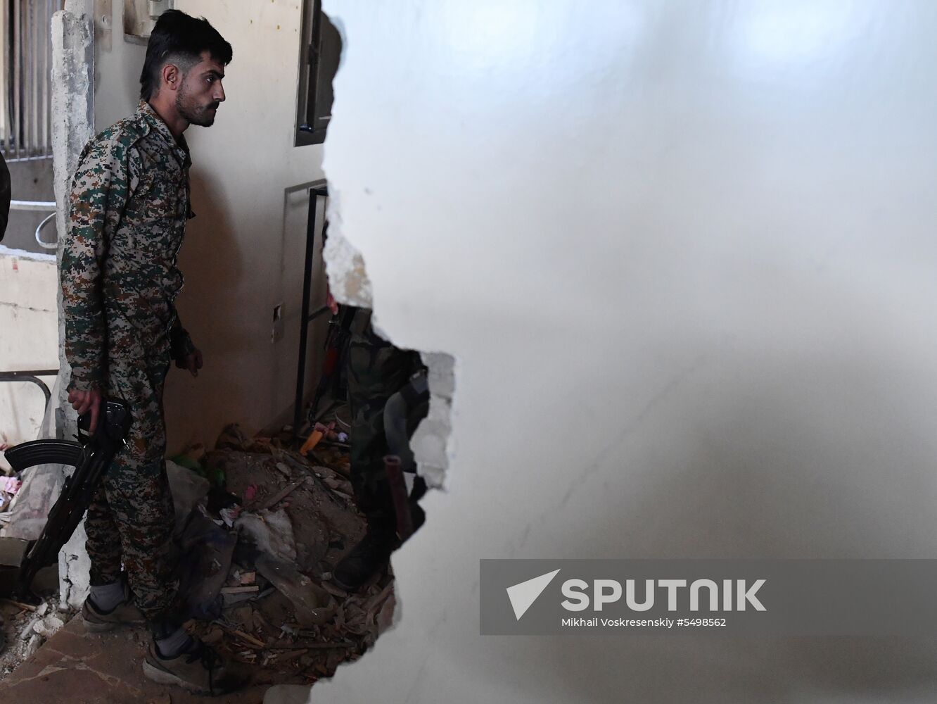 Update from Yarmouk refugee camp area in southern suburb of Damascus