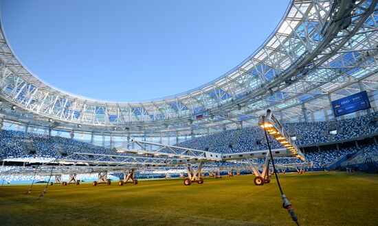 Stipe Pletikosa visits Nizhny Novgorod Stadium