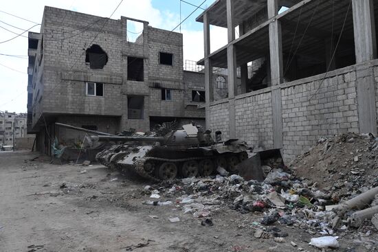 Update from Yarmouk refugee camp area in southern suburb of Damascus