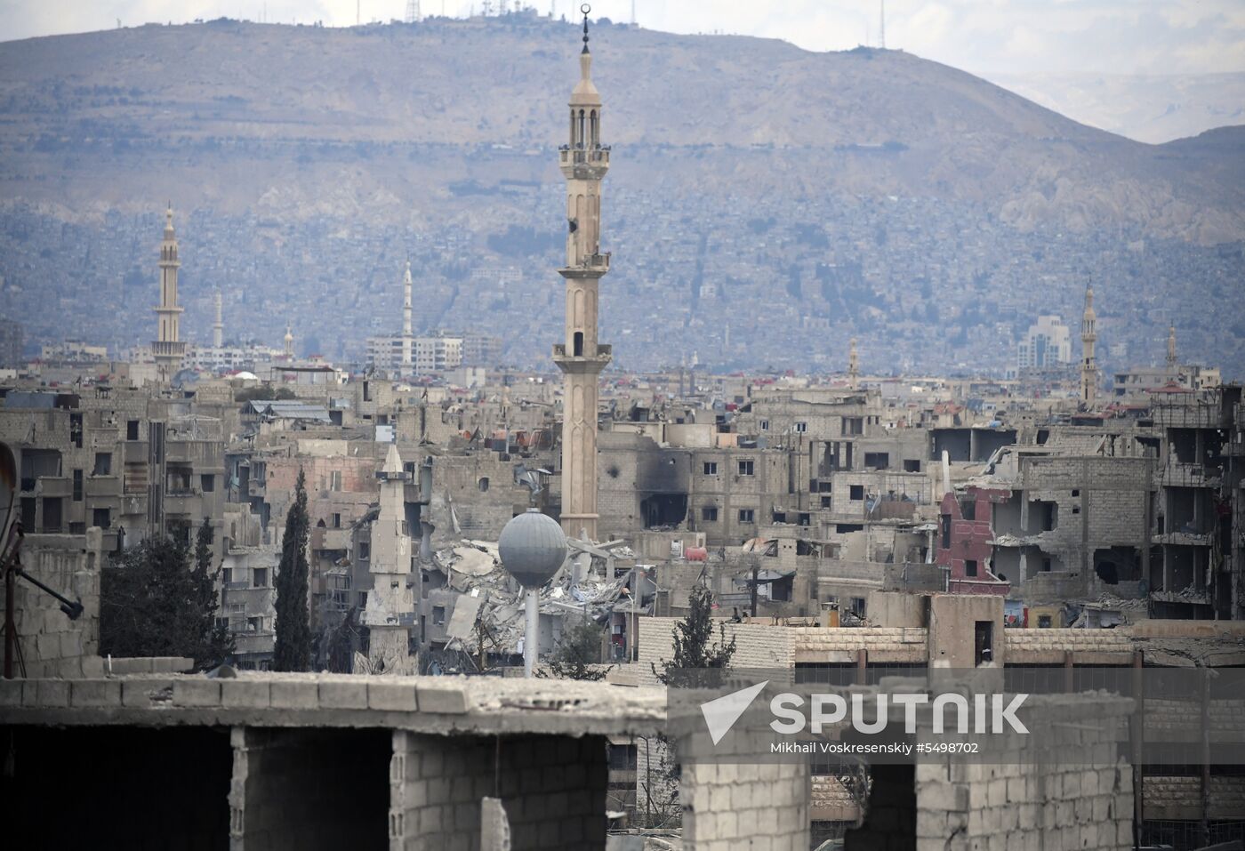 Update from Yarmouk refugee camp area in southern suburb of Damascus