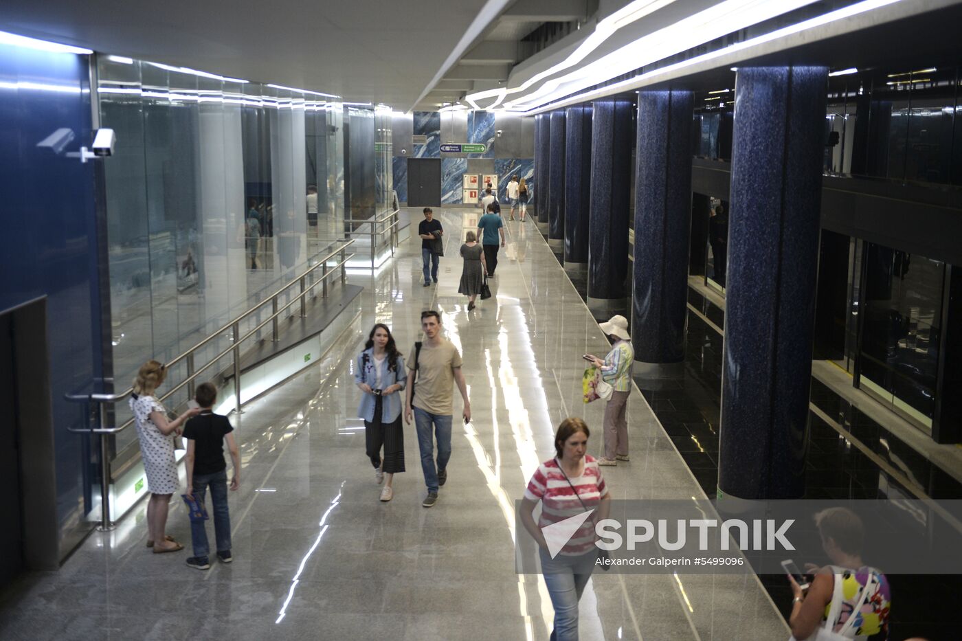 Novokrestovskaya metro station opens in St. Petersburg