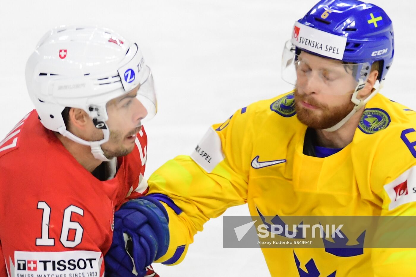 Ice hockey. 2018 IIHF World Championship. Switzerland vs. Sweden