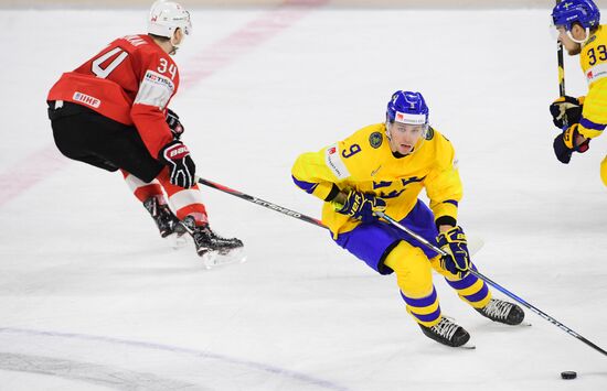 Ice hockey. 2018 IIHF World Championship. Switzerland vs. Sweden