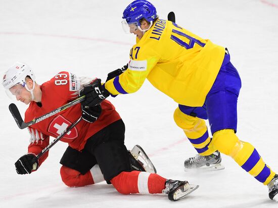 Ice hockey. 2018 IIHF World Championship. Switzerland vs. Sweden