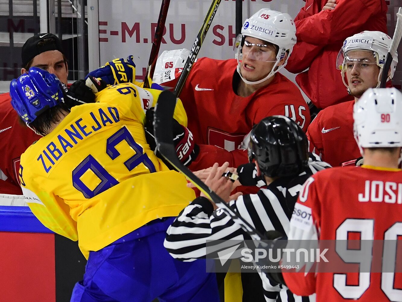 Ice hockey. 2018 IIHF World Championship. Switzerland vs. Sweden