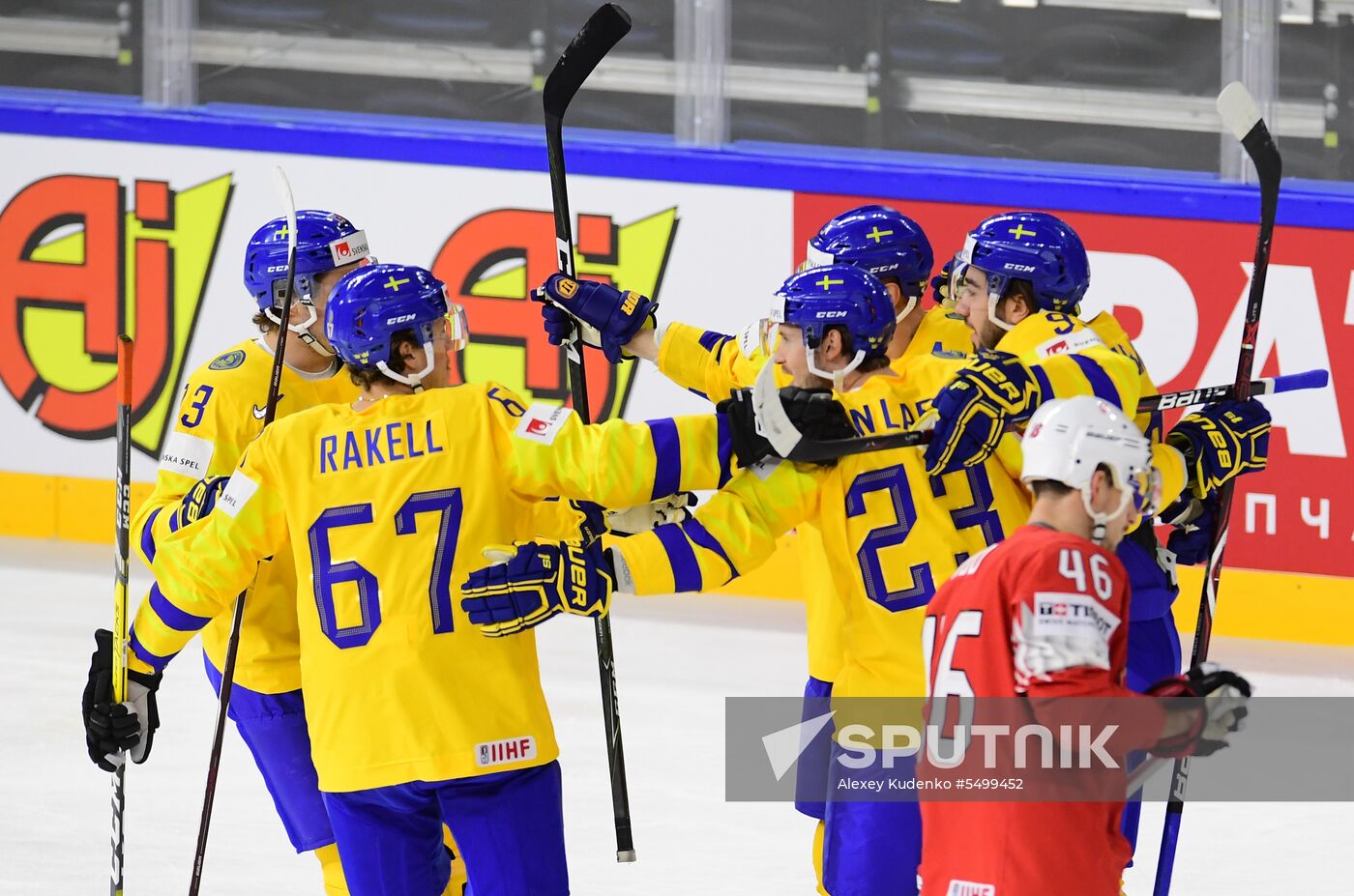 Ice hockey. 2018 IIHF World Championship. Switzerland vs. Sweden