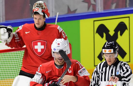 Ice hockey. 2018 IIHF World Championship. Switzerland vs. Sweden