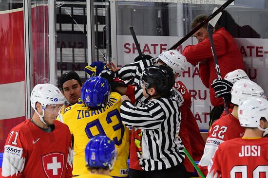 Ice hockey. 2018 IIHF World Championship. Switzerland vs. Sweden