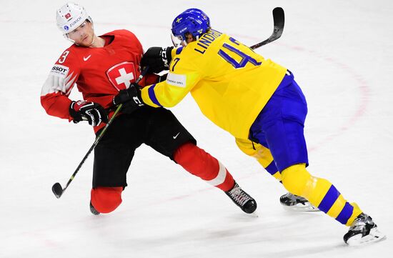Ice hockey. 2018 IIHF World Championship. Switzerland vs. Sweden