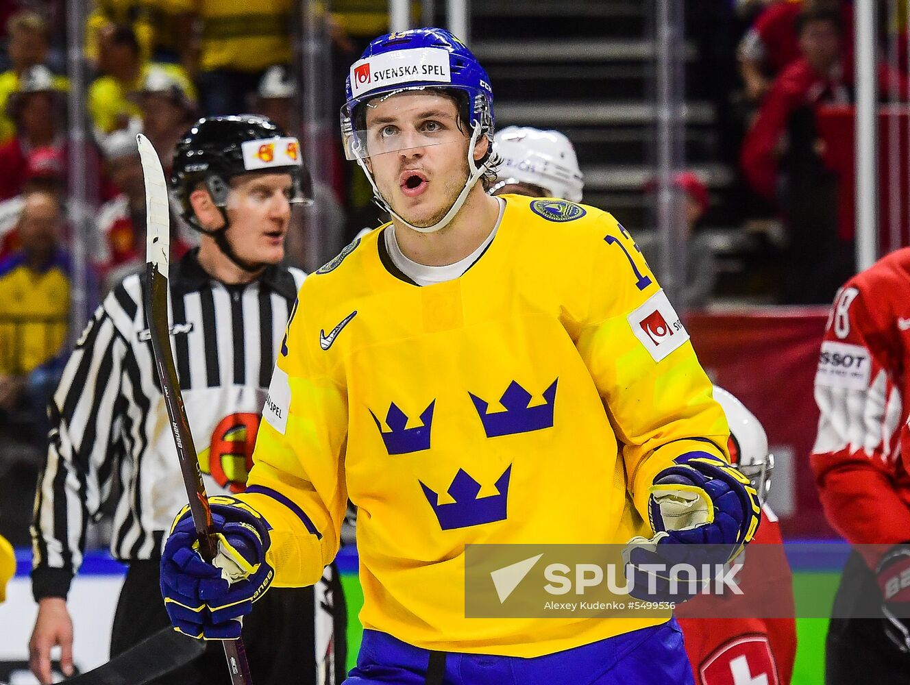 Ice hockey. 2018 IIHF World Championship. Switzerland vs. Sweden
