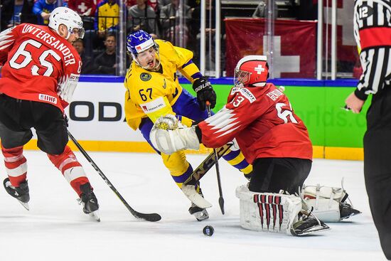 Ice hockey. 2018 IIHF World Championship. Switzerland vs. Sweden
