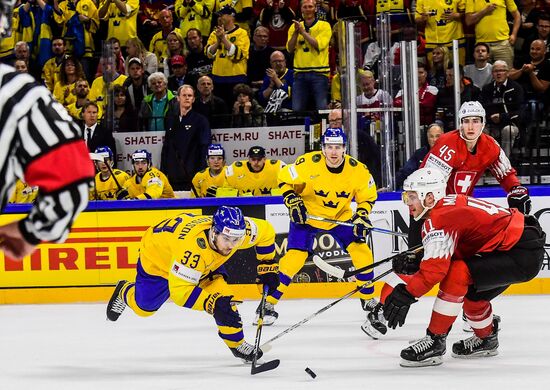 Ice hockey. 2018 IIHF World Championship. Switzerland vs. Sweden