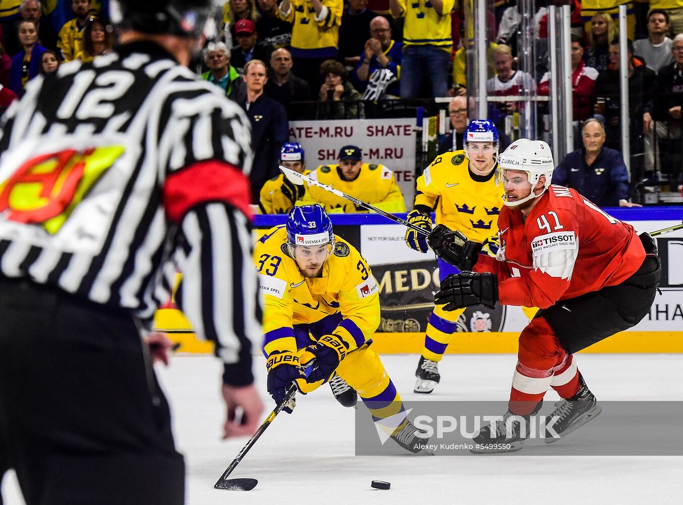 Ice hockey. 2018 IIHF World Championship. Switzerland vs. Sweden