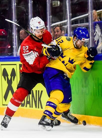 Ice hockey. 2018 IIHF World Championship. Switzerland vs. Sweden