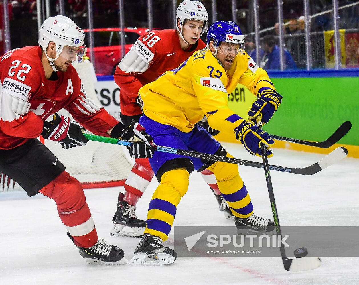 Ice hockey. 2018 IIHF World Championship. Switzerland vs. Sweden
