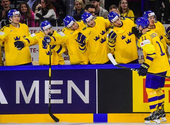 Ice hockey. 2018 IIHF World Championship. Switzerland vs. Sweden