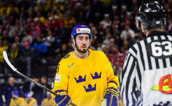 Ice hockey. 2018 IIHF World Championship. Switzerland vs. Sweden