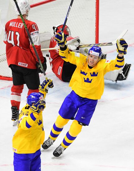 Ice hockey. 2018 IIHF World Championship. Switzerland vs. Sweden