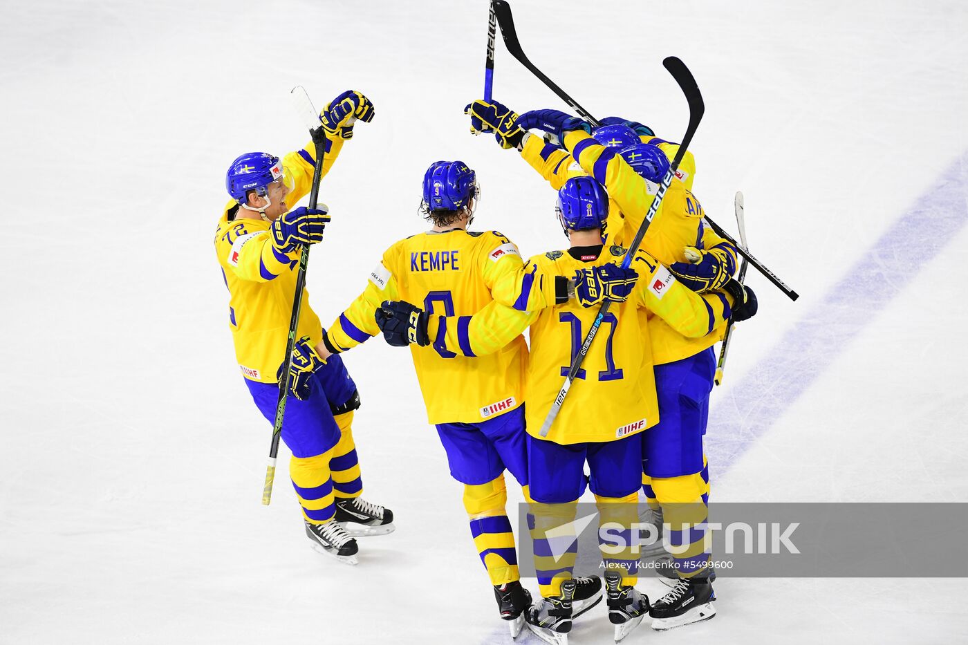 Ice hockey. 2018 IIHF World Championship. Switzerland vs. Sweden