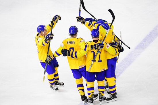 Ice hockey. 2018 IIHF World Championship. Switzerland vs. Sweden