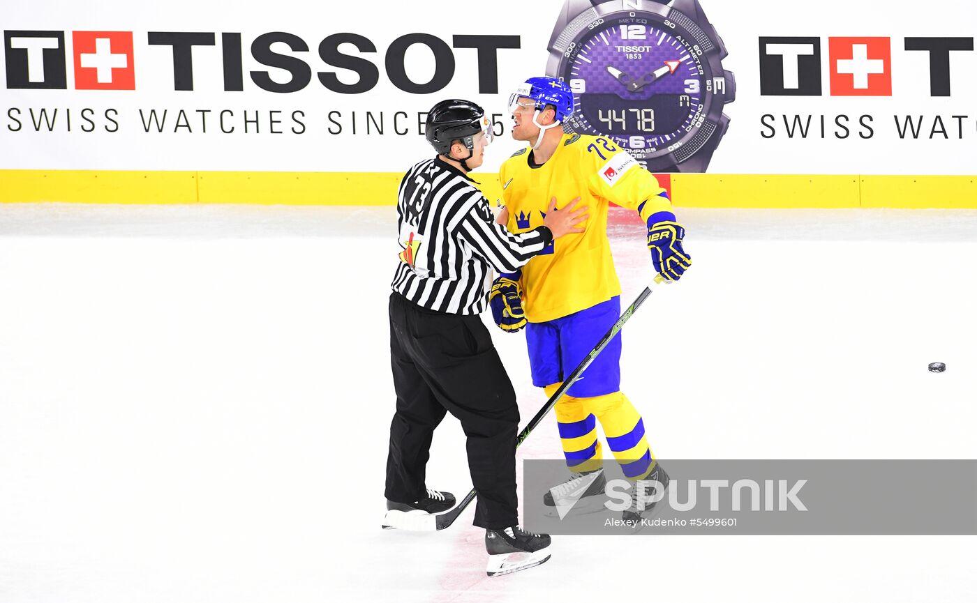 Ice hockey. 2018 IIHF World Championship. Switzerland vs. Sweden
