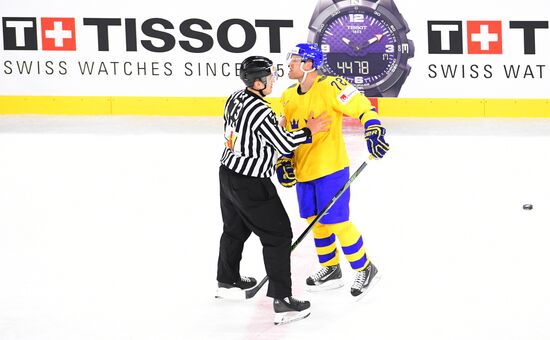 Ice hockey. 2018 IIHF World Championship. Switzerland vs. Sweden