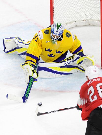 Ice hockey. 2018 IIHF World Championship. Switzerland vs. Sweden