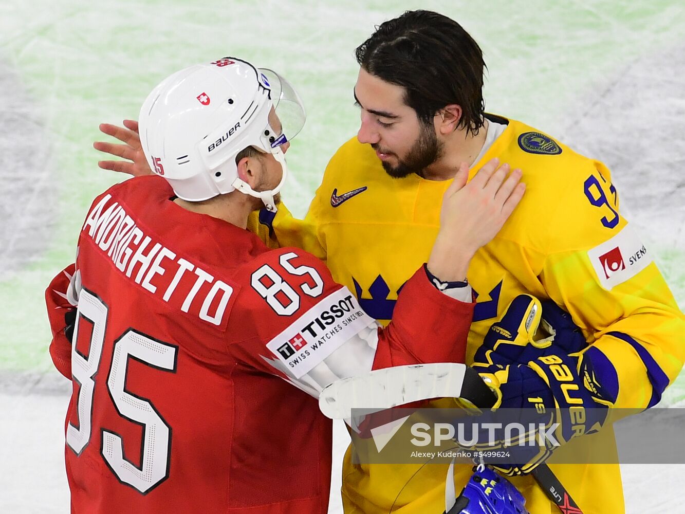 Ice hockey. 2018 IIHF World Championship. Switzerland vs. Sweden