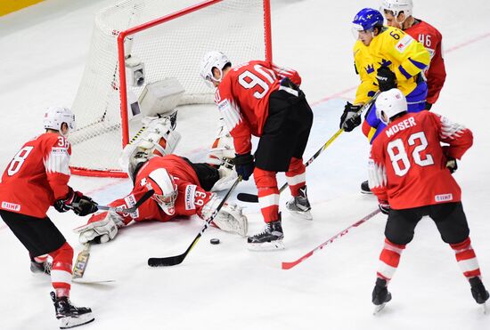Ice hockey. 2018 IIHF World Championship. Switzerland vs. Sweden