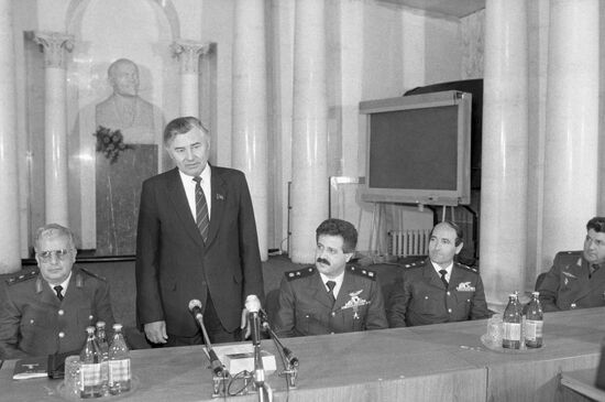 Syrian cosmonauts visit USSR