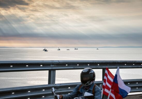 Crimean Bridge open for car traffic