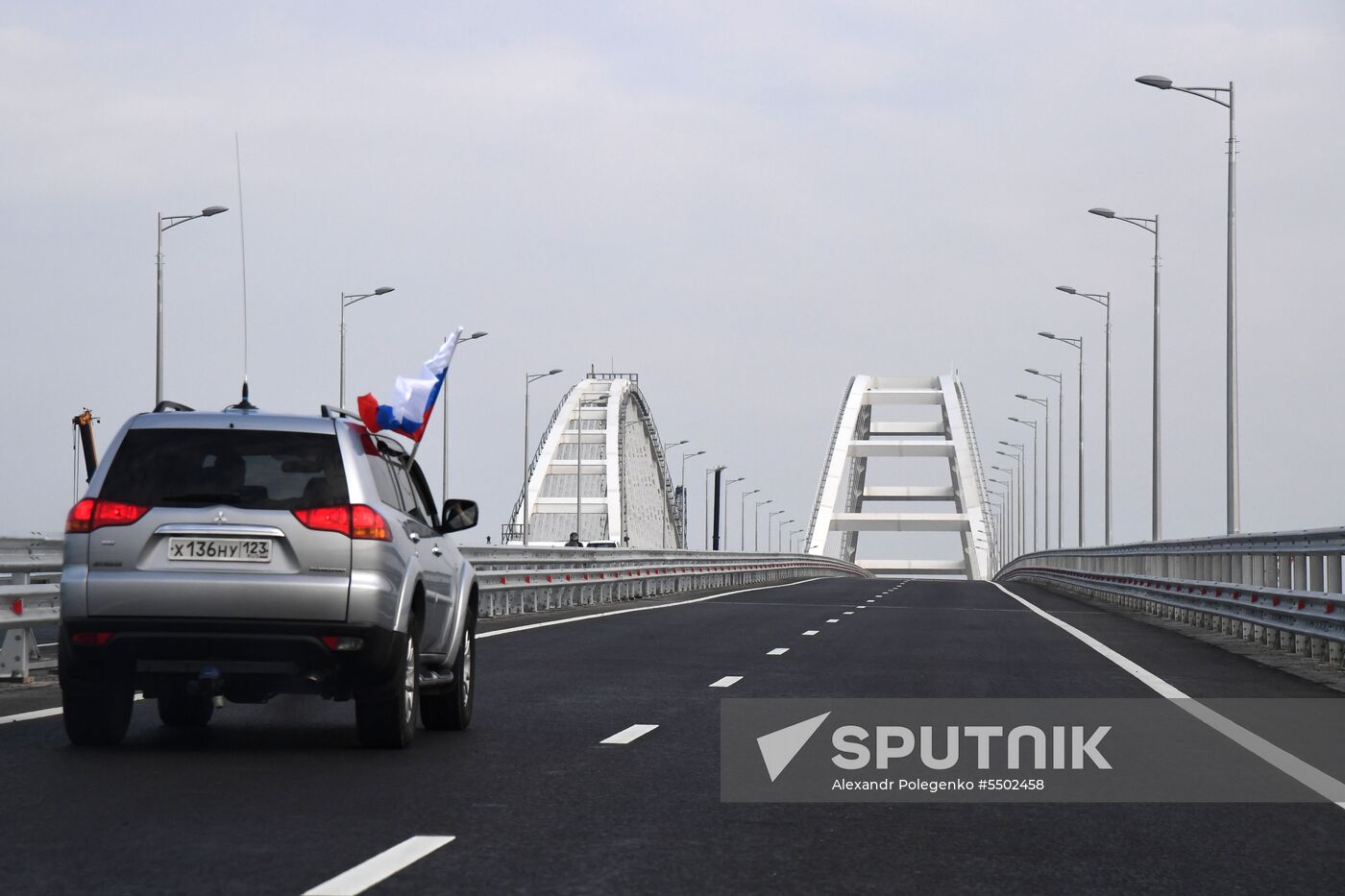 Crimean Bridge open for car traffic