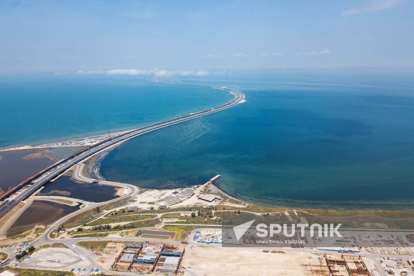 Crimean Bridge open for car traffic