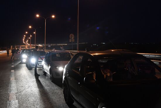 Crimean Bridge open for car traffic