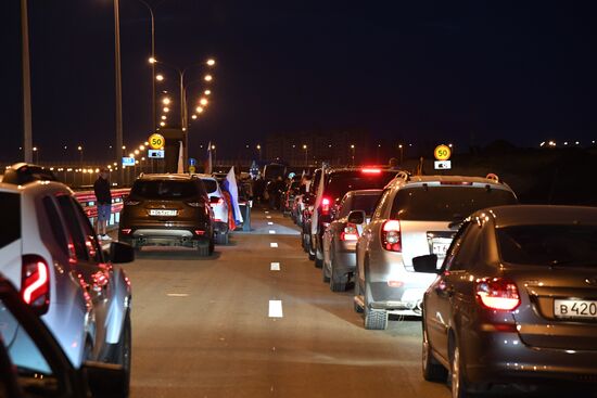Crimean Bridge open for car traffic