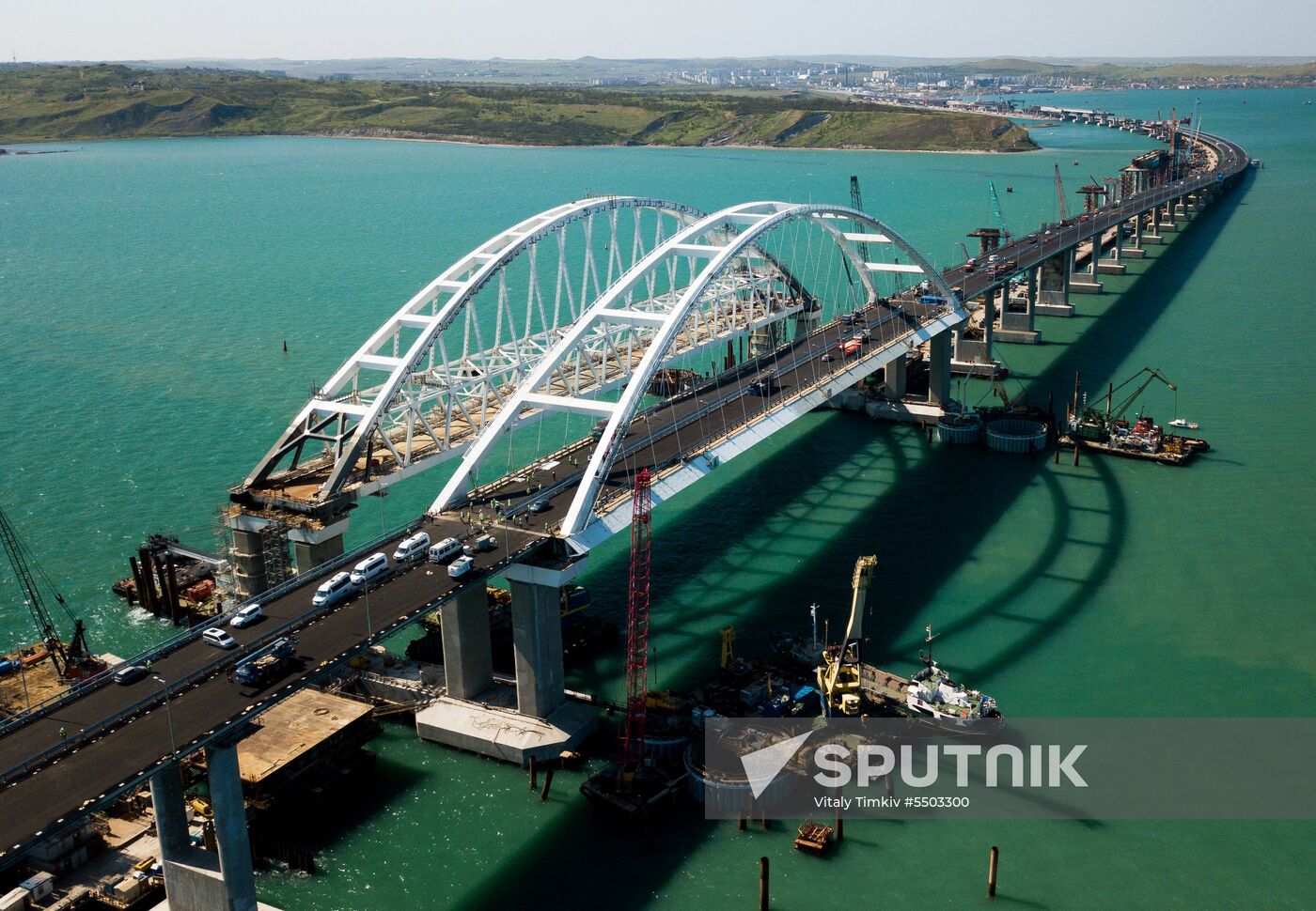 Crimea Bridge under construction