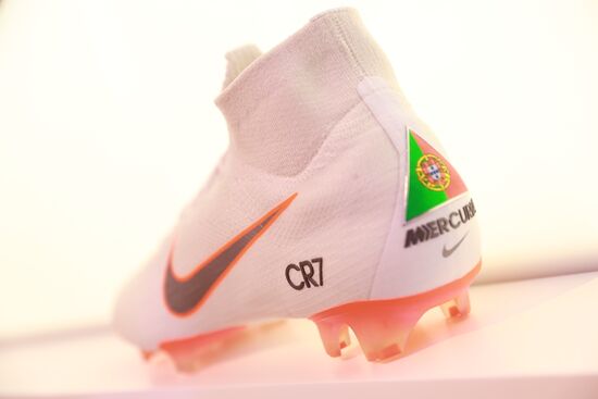 Russian national football team presents new Nike boots