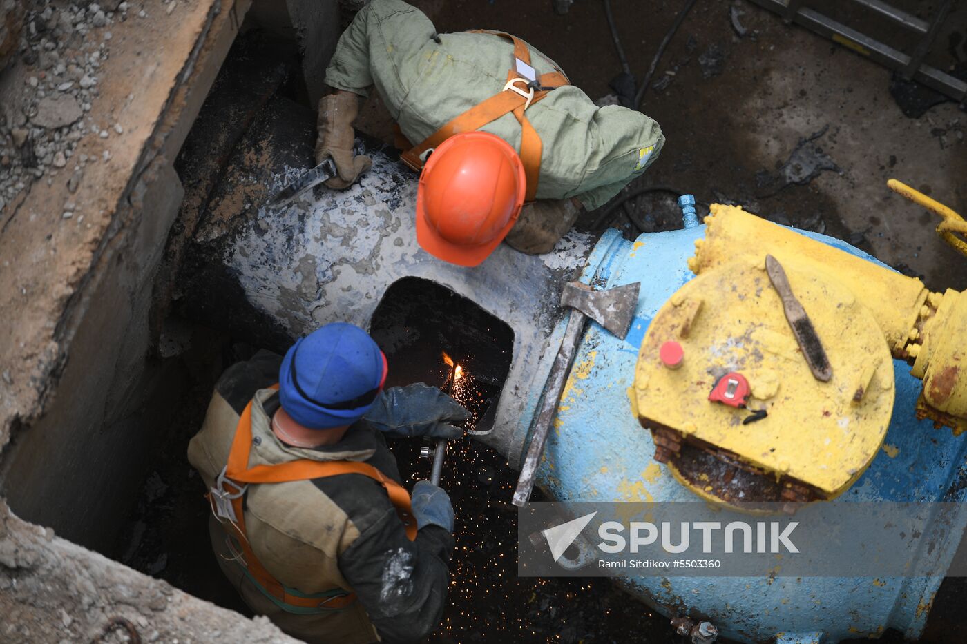 Installing remote control valve on gas pipe