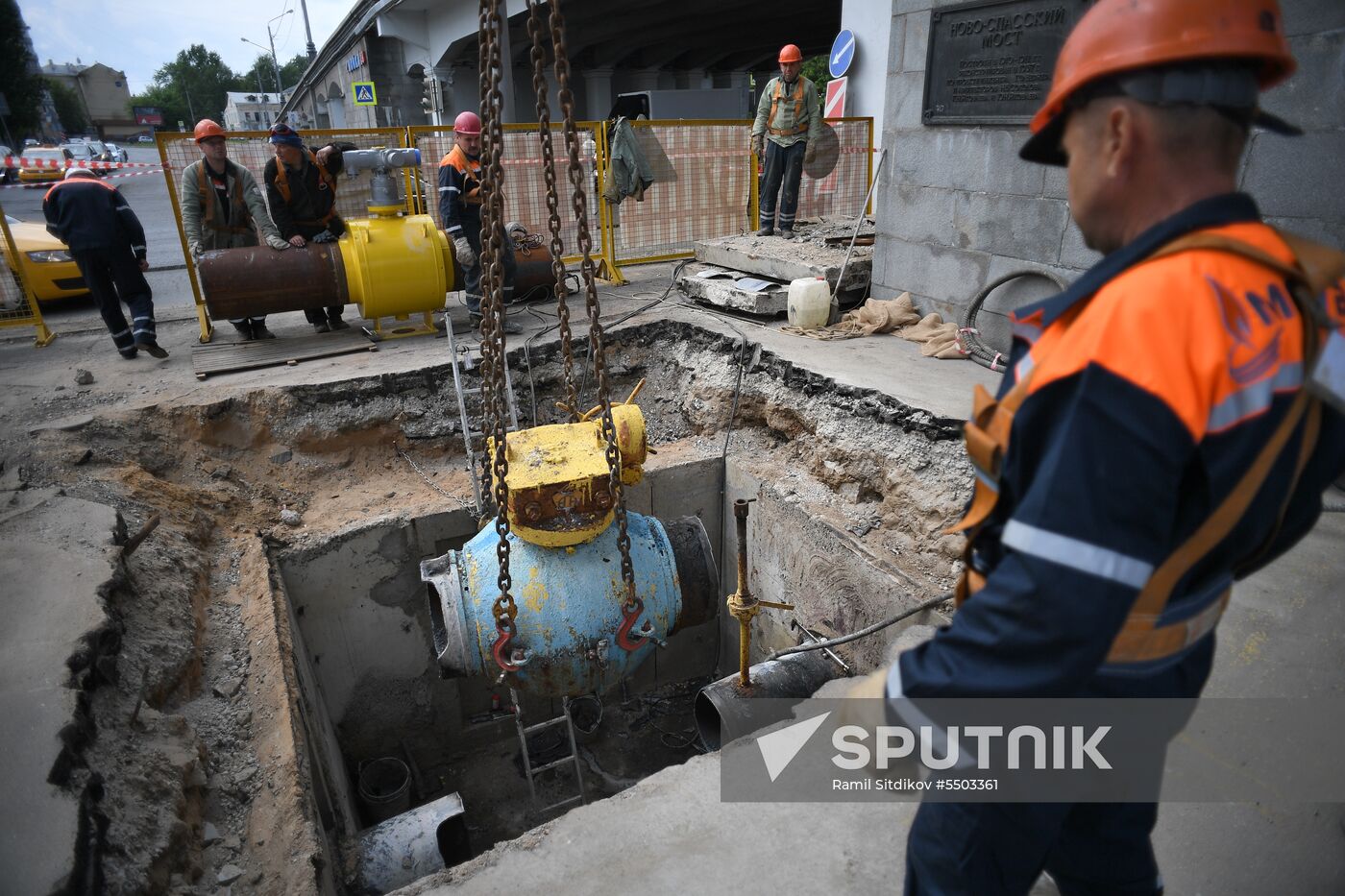Installing remote control valve on gas pipe