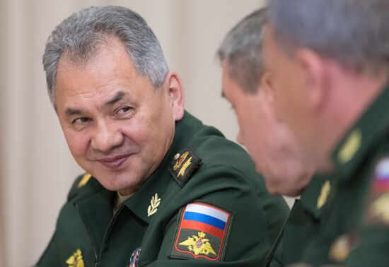 President Vladimir Putin holds meeting with officials of Defense Ministry and defense industry