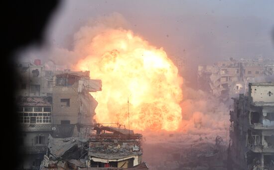 Update on Yarmouk refugee camp in southern suburb of Damascus