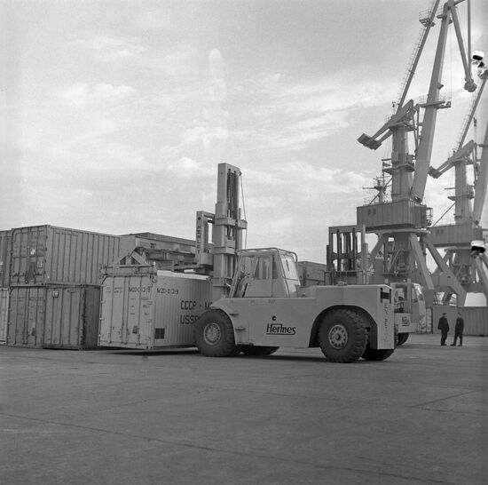 Leningrad commercial seaport