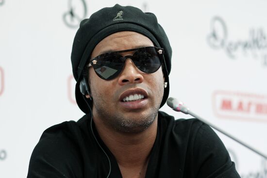 Ronaldinho visits Krasnodar