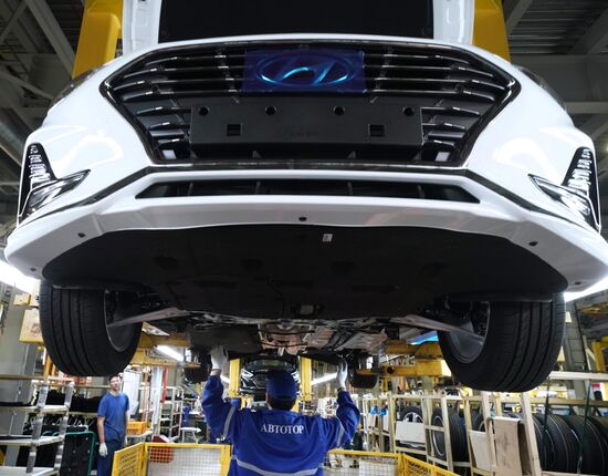 Hyundai Sonata car production in Kaliningrad