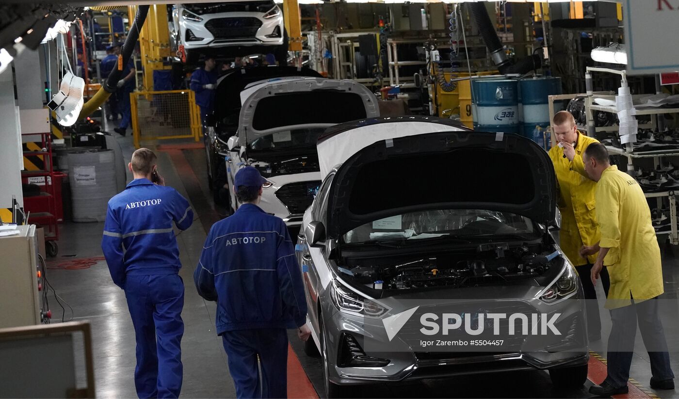 Hyundai Sonata car production in Kaliningrad