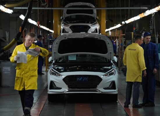 Hyundai Sonata car production in Kaliningrad