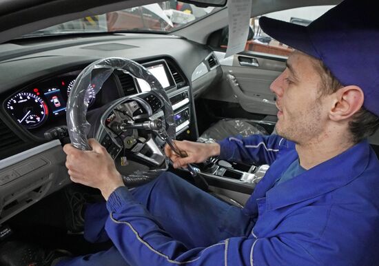 Hyundai Sonata car production in Kaliningrad