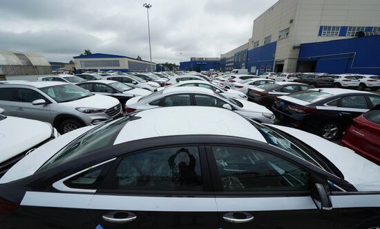 Hyundai Sonata car production in Kaliningrad