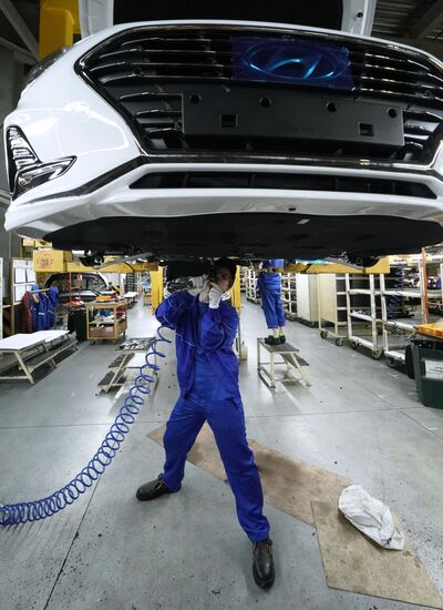 Hyundai Sonata car production in Kaliningrad